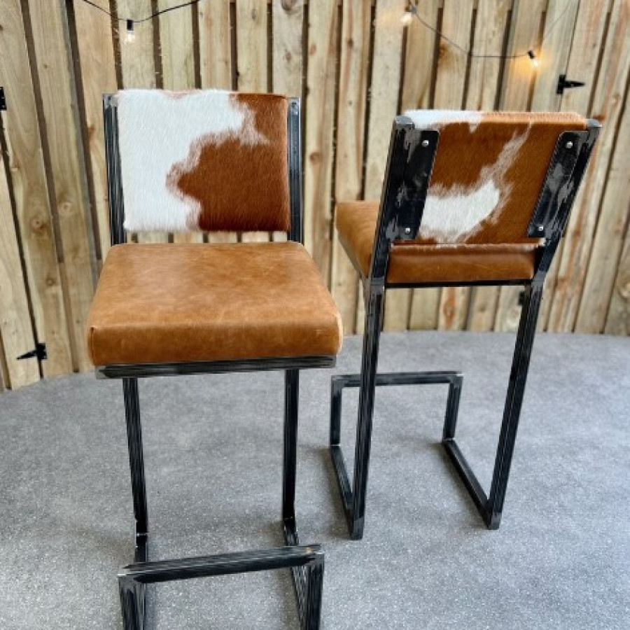 Cowhide and leather bar stools with back supports / Cowhide and leather counter stools with back supports - CUSTOM MADE 4